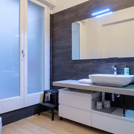 Apartament Casa Parisini By *